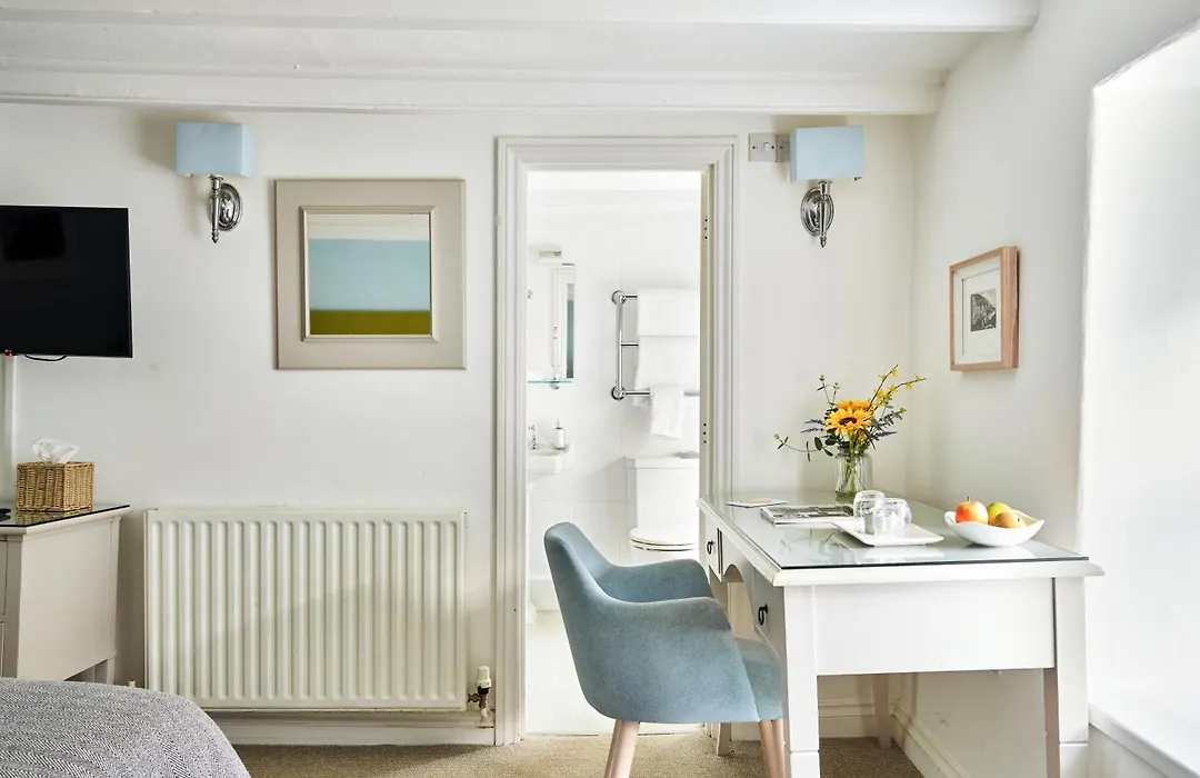 Lugger Hotel 'A Bespoke Hotel'-1