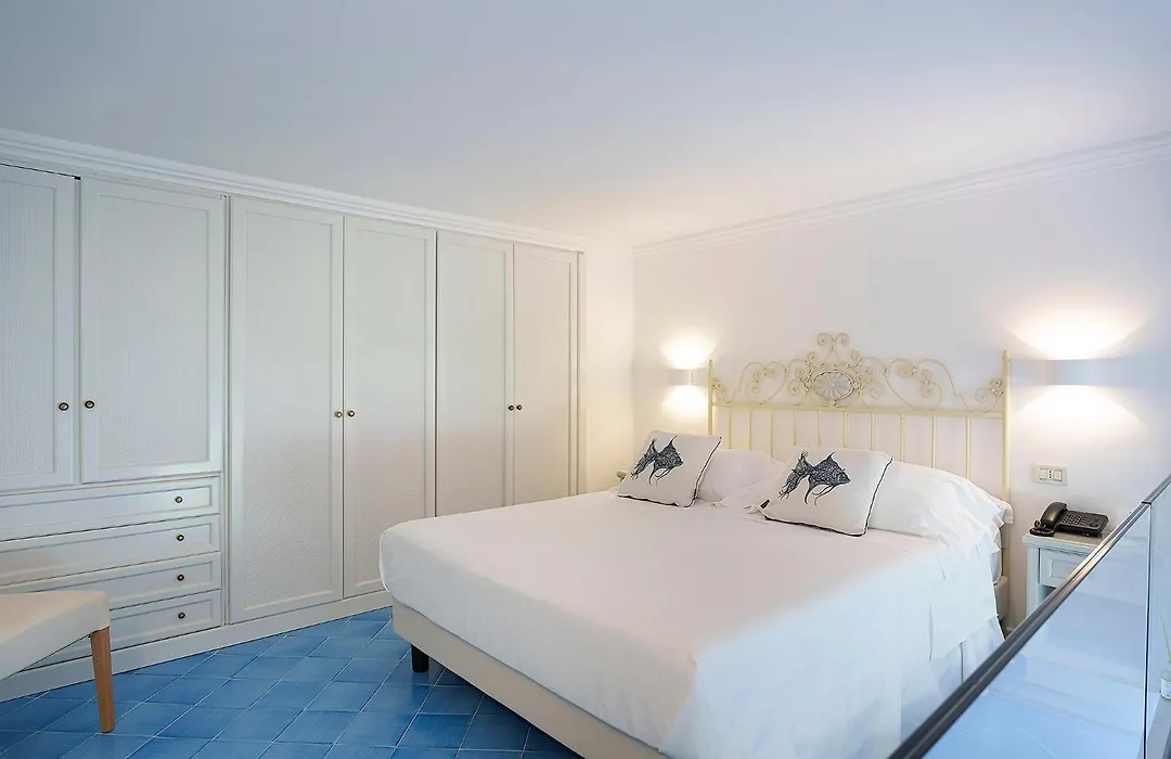 Hotel Continental Mare-1