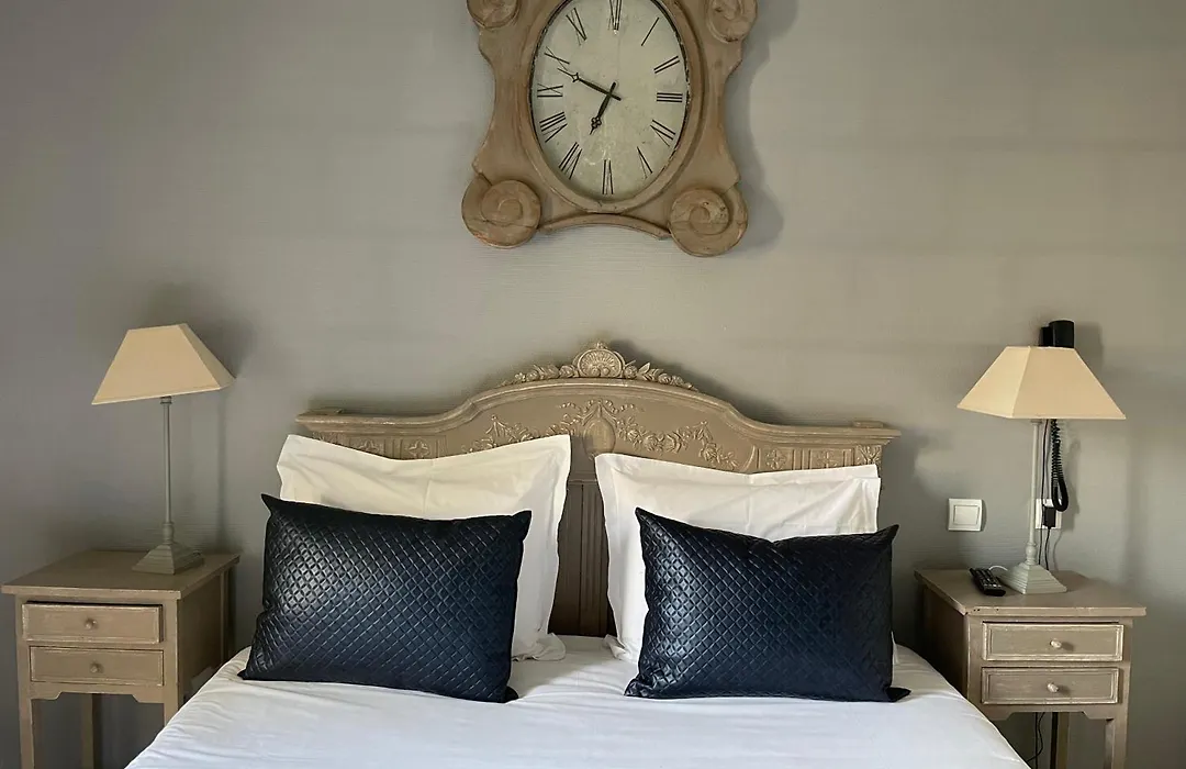 Hotel Abat Jour-1