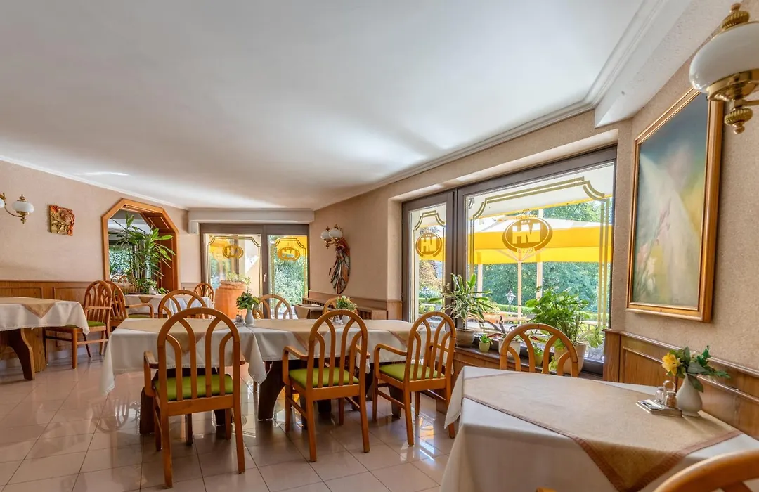 Hotel Molnár-1