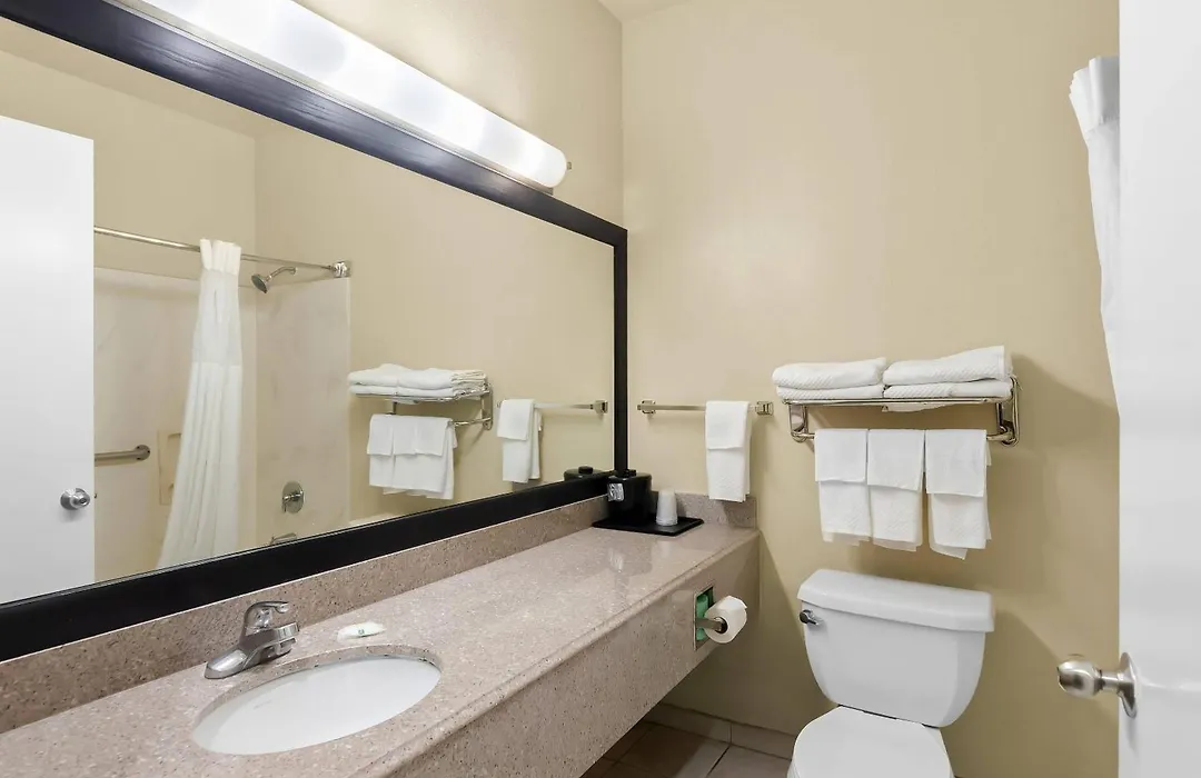Quality Suites Houston Nw Cy-Fair-1