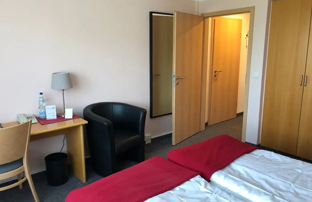 Hotel am Tierpark-1