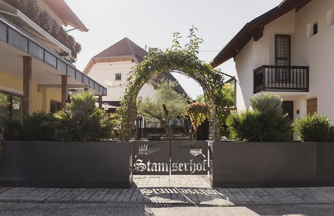 Hotel Stamserhof-1