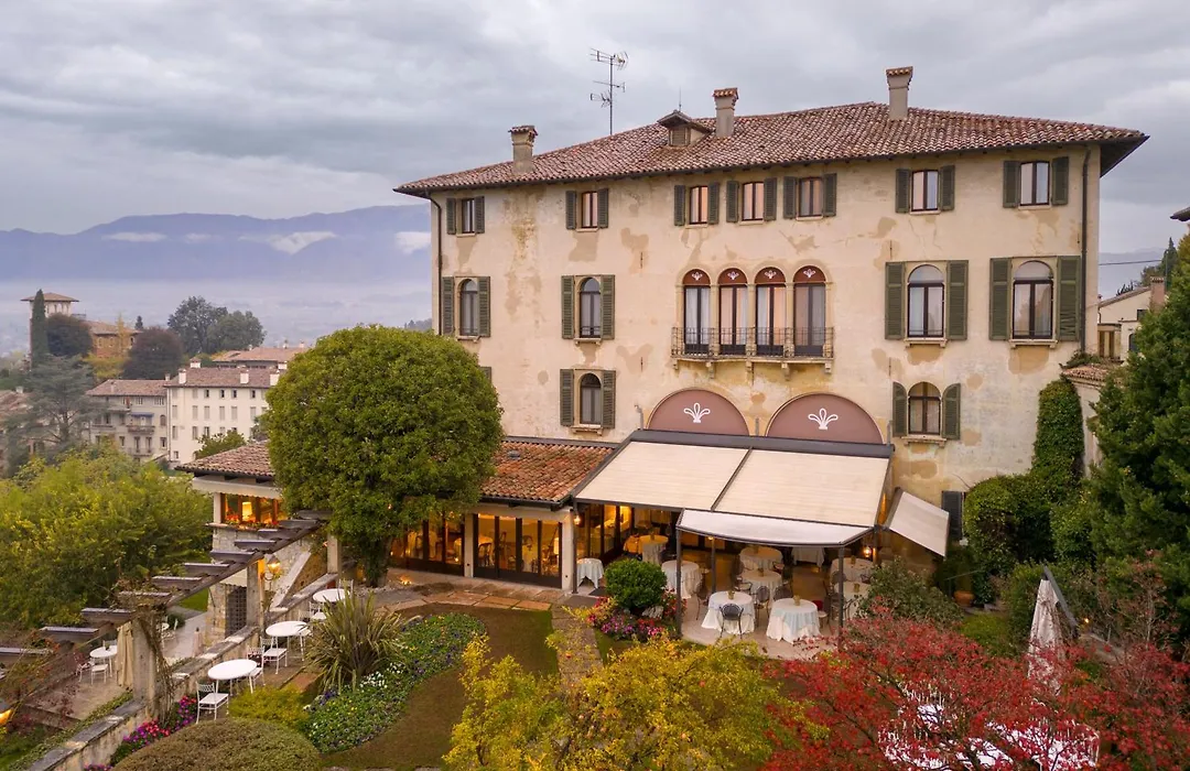 Hotel Villa Cipriani-1