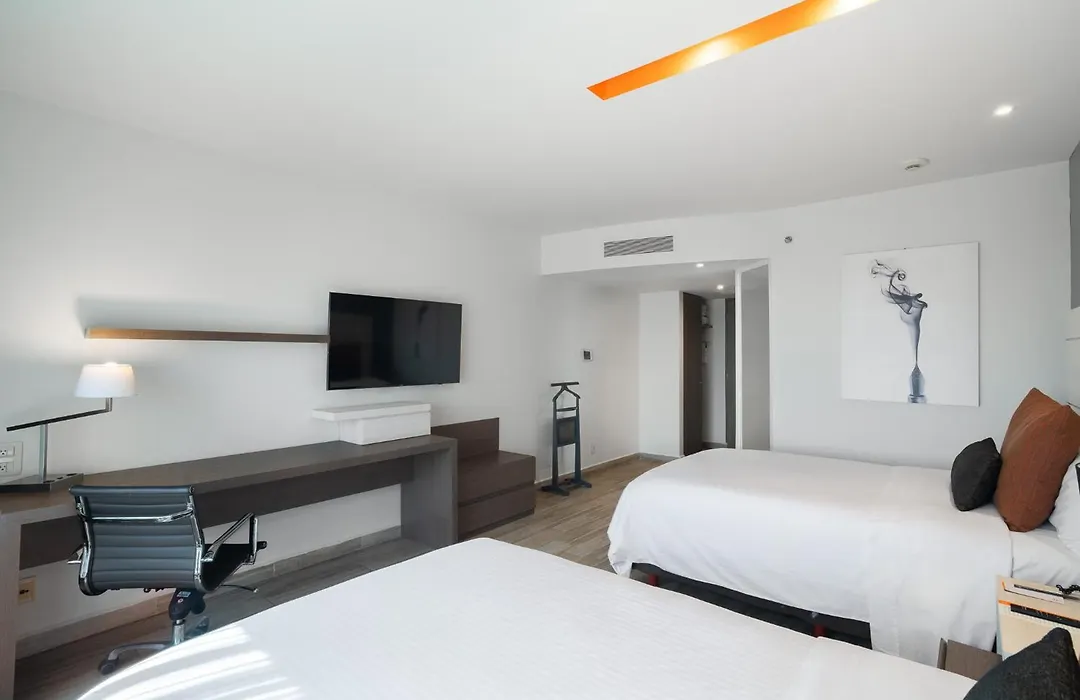 Real Inn Perinorte-1