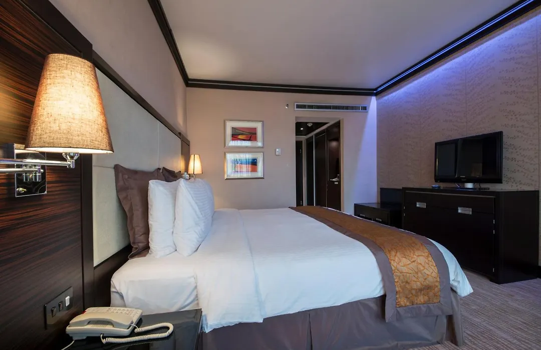 Holiday Inn Kuwait Al Thuraya City By Ihg-1