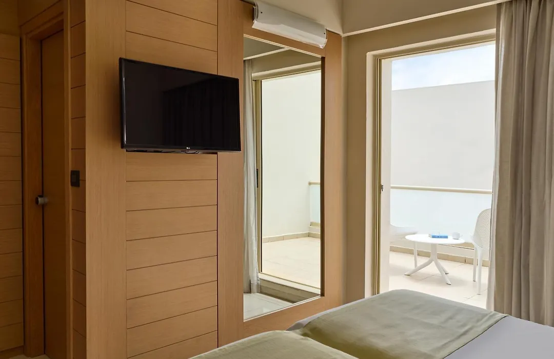 Atlantica Amalthia Beach Hotel - Adults Only-1