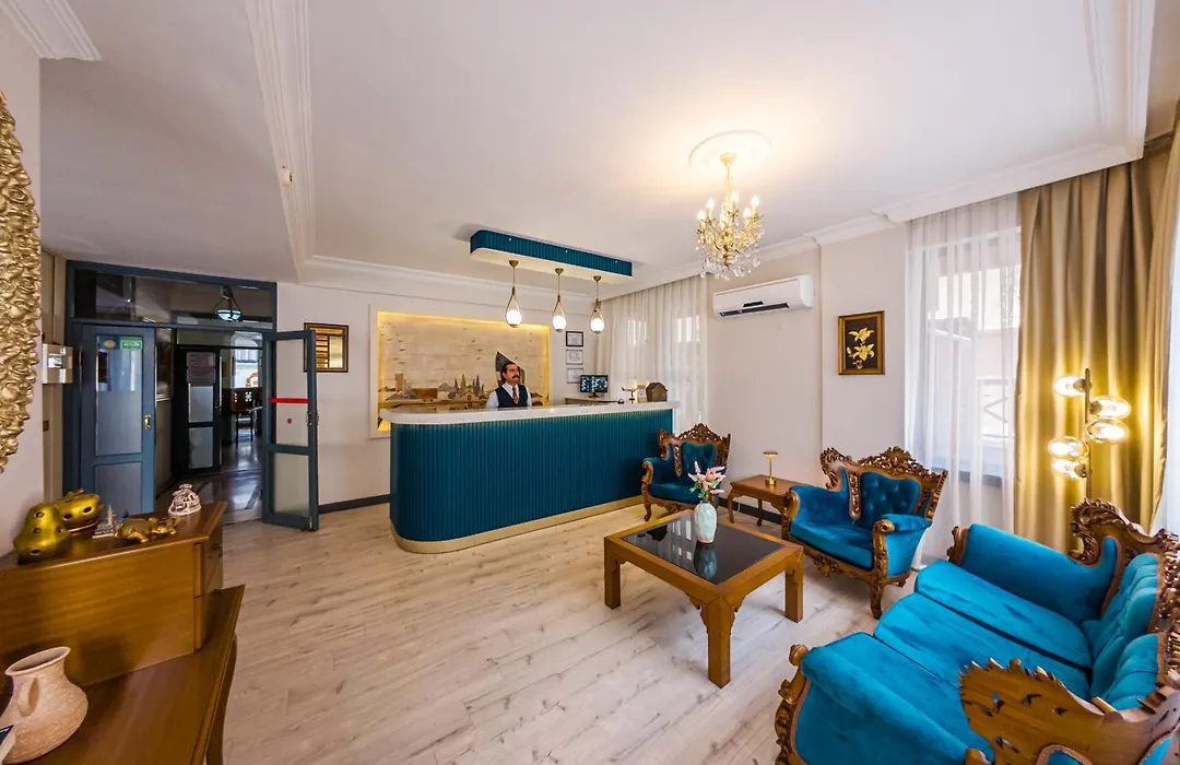Triana Hotel-1