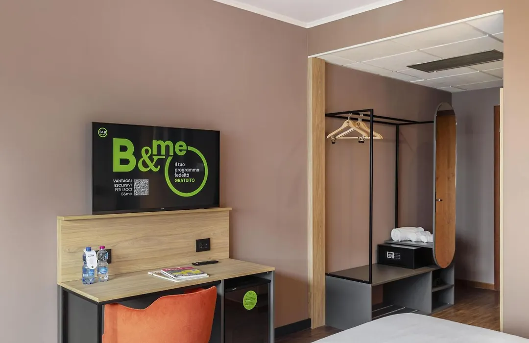 B&B Hotel Cuneo Cristal-1