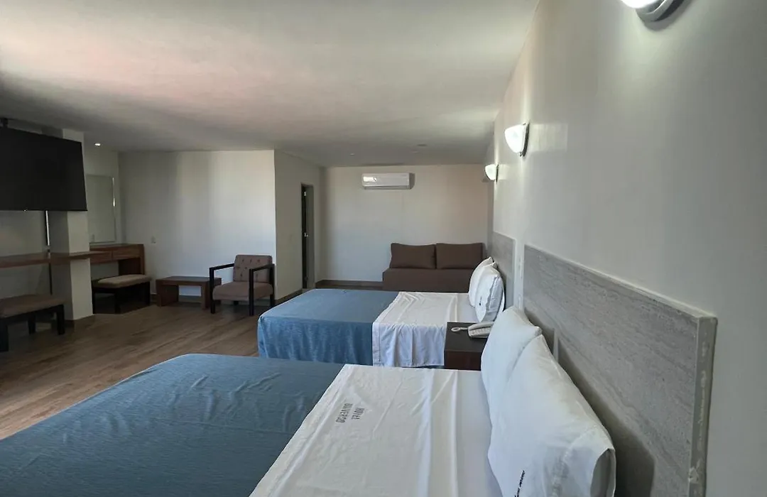 Hotel Universo-1
