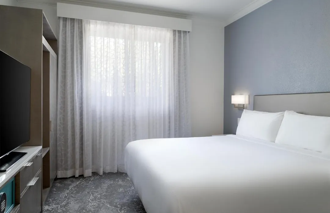 Hilton Boca Raton Suites - Newly Renovated-1