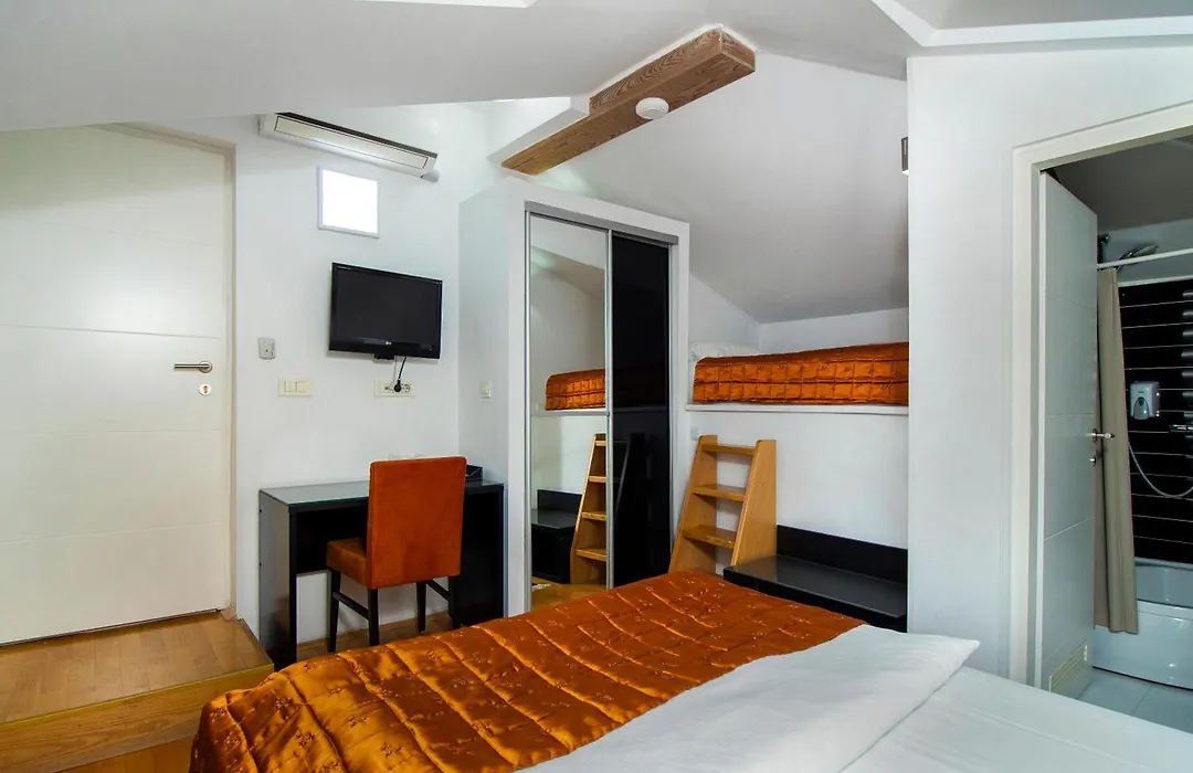 Hotel Boutique 36-1