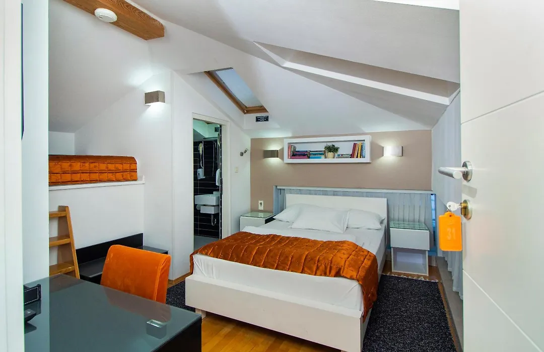 Hotel Boutique 36-1