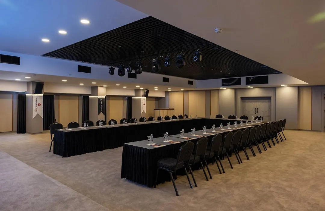 Best Western Plus Khan Hotel-1