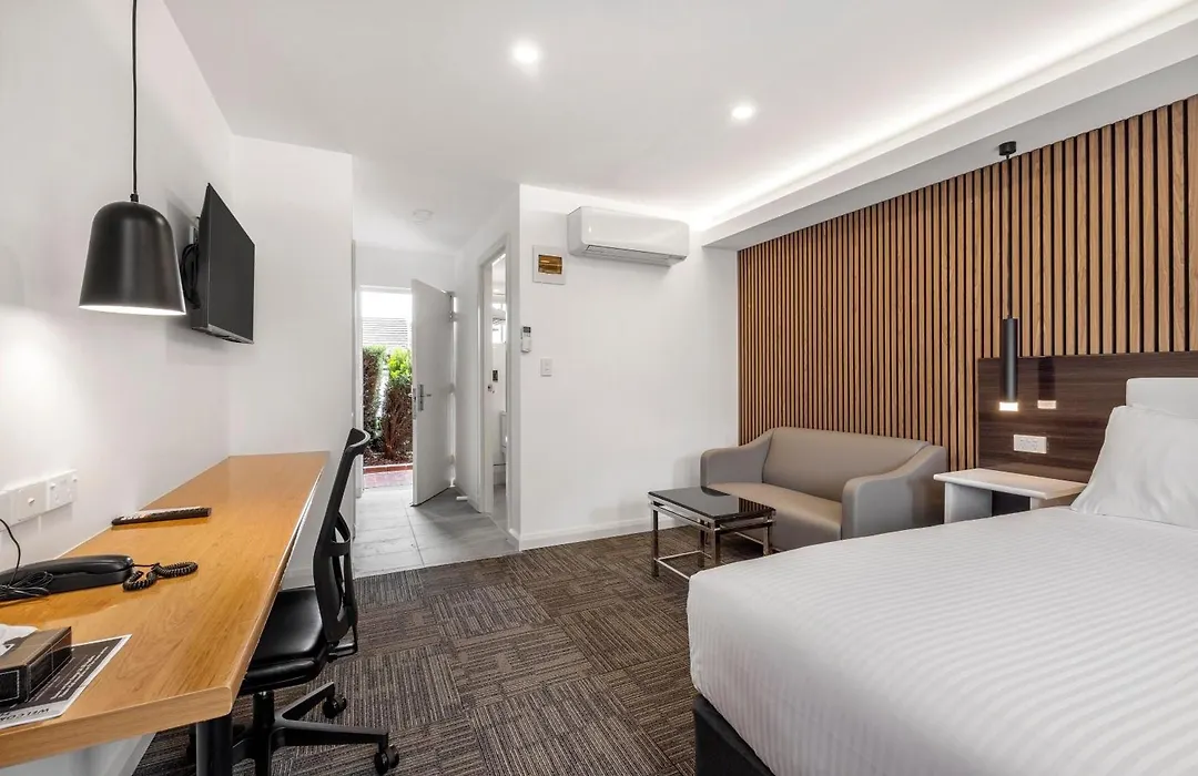 Best Western Plus Buckingham International-1