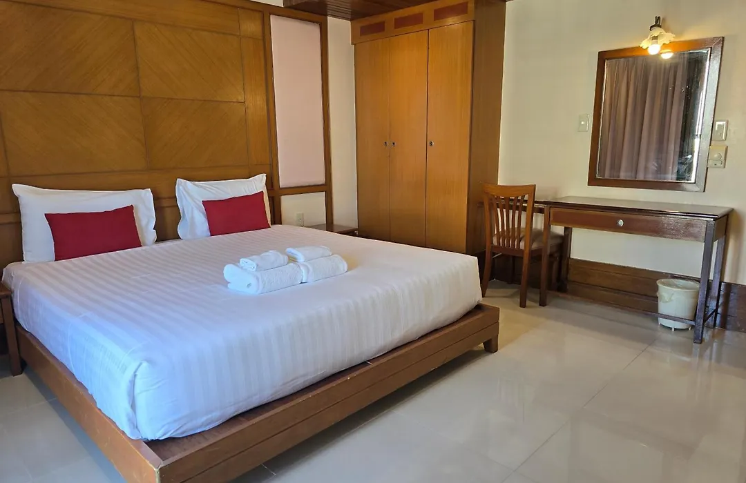 Mike Beach Resort-1