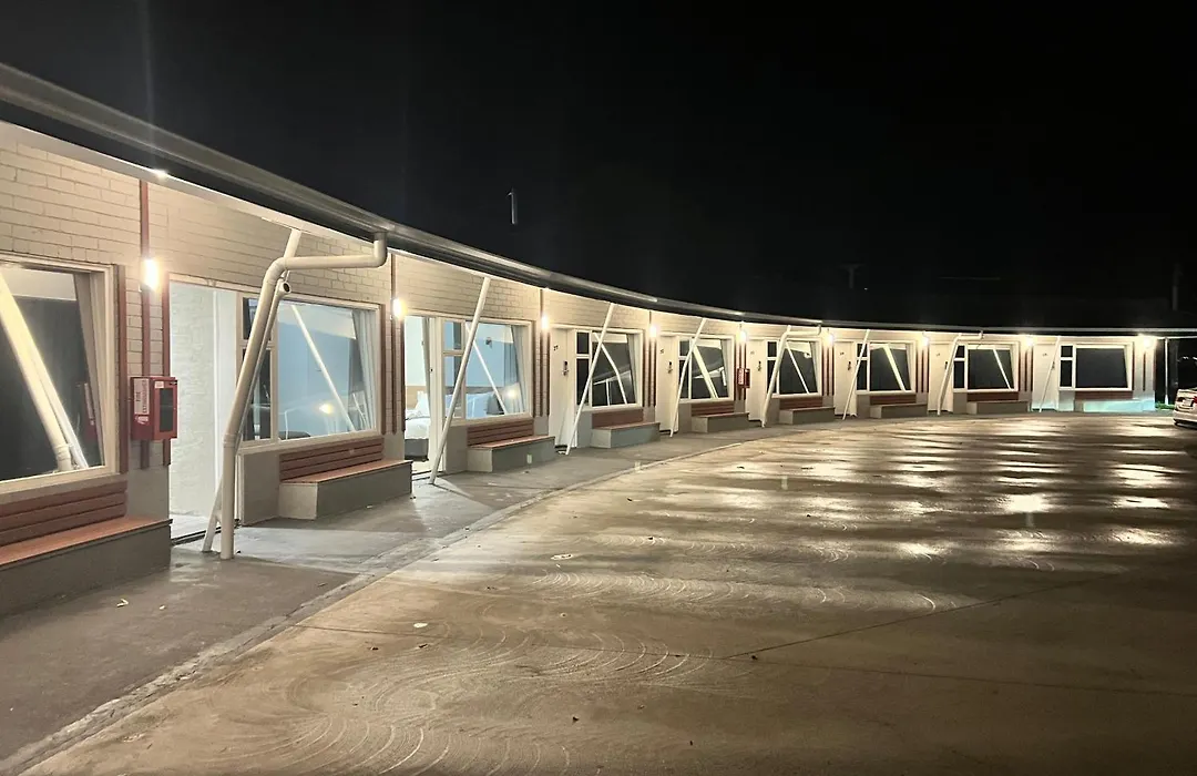 Bayside Hotel-1