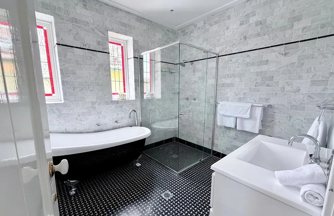 Carrington Hotel-1