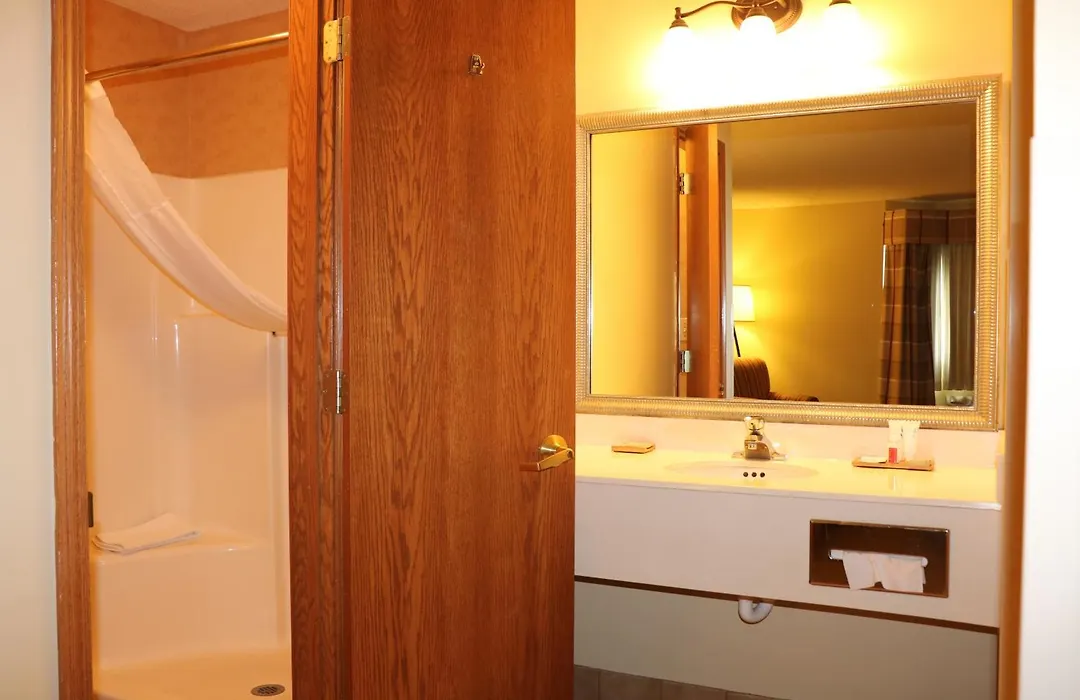 Country Inn & Suites By Radisson, Lincoln North Hotel And Conference Center, Ne-1