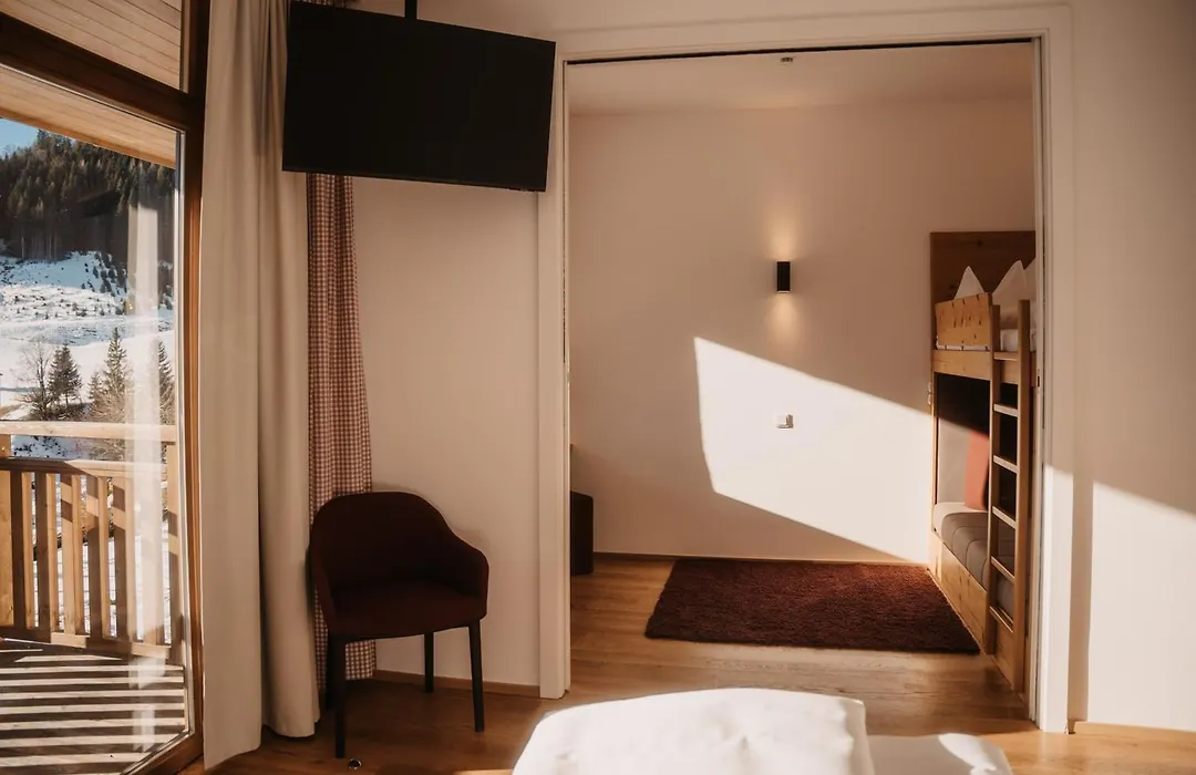 Hotel Neubergerhof-1