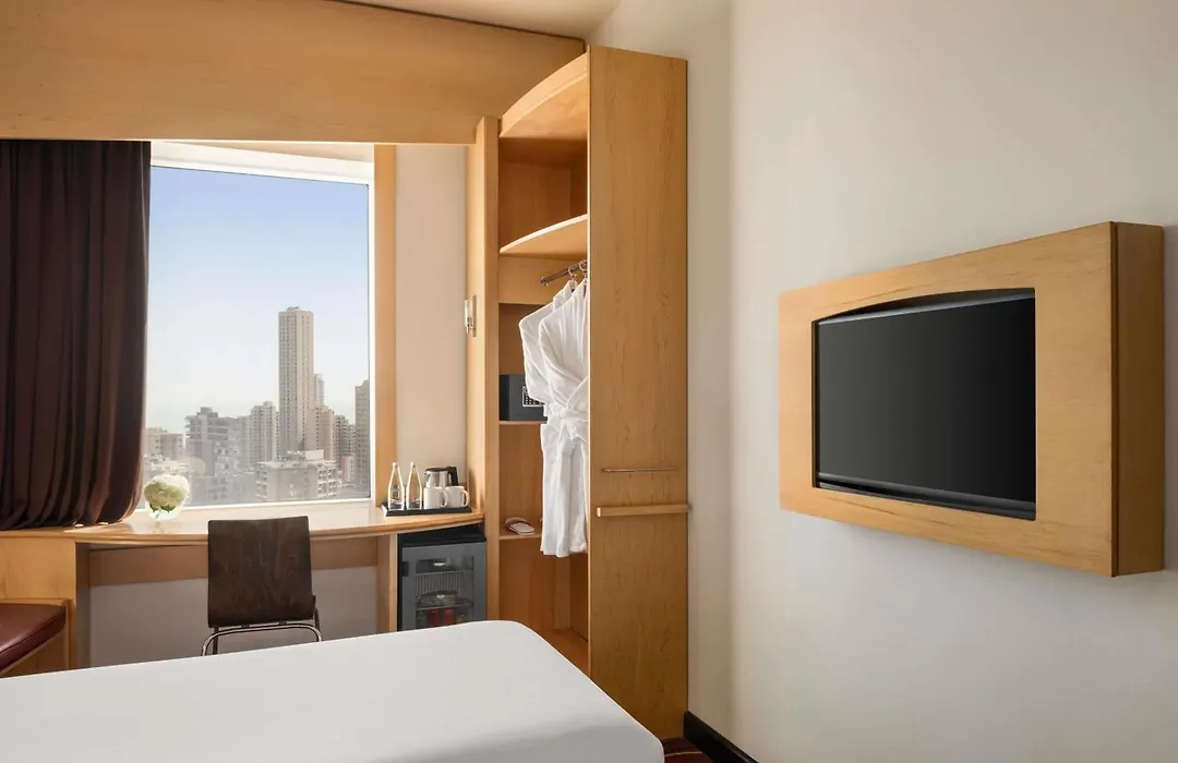 Ibis Sharq-1