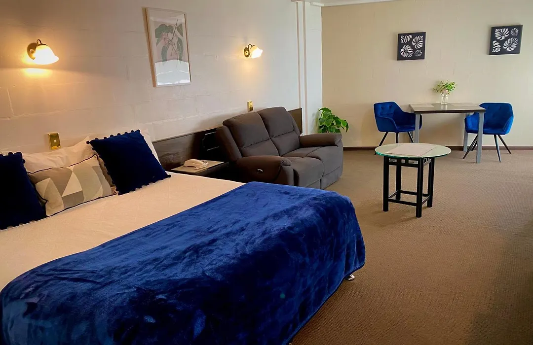 West Coaster Motel-1