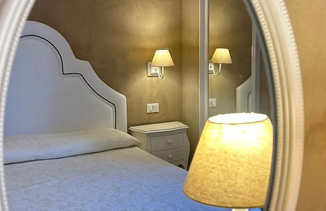 Boutique Hotel Calais Milano - Jcube Hotellerie-1