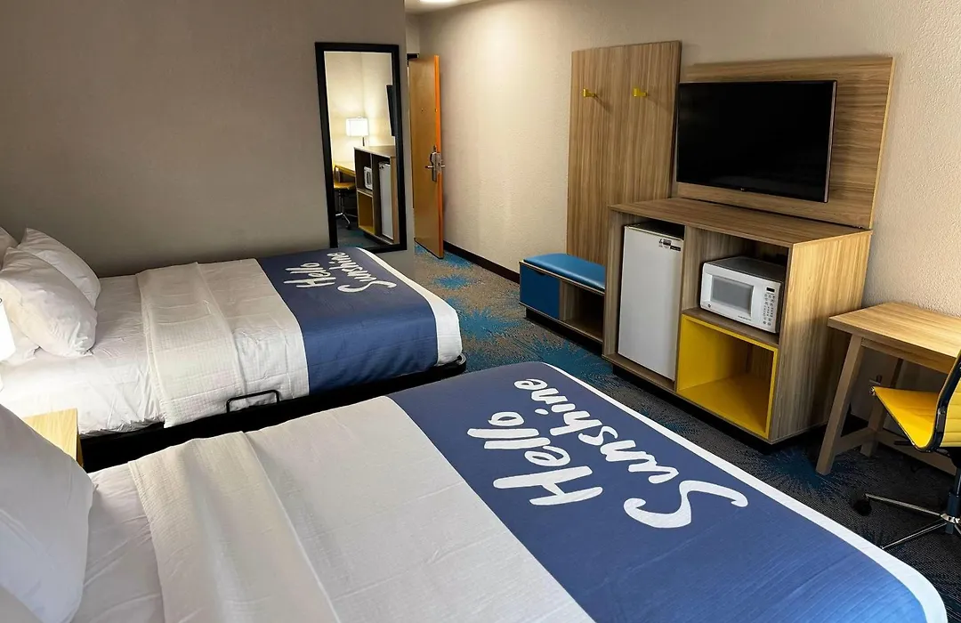 Days Inn By Wyndham Lincoln, Il Route 66-1