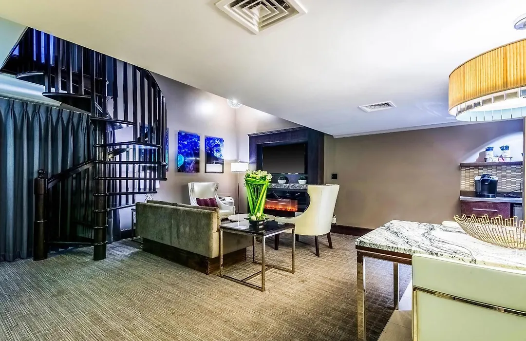 Oasis Hotel And Conv Center, An Ascend Collection Hotel-1