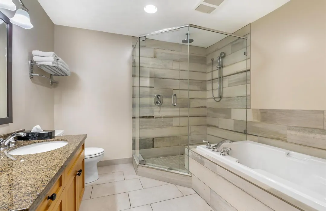 Best Western Plus Country Meadows Inn-1