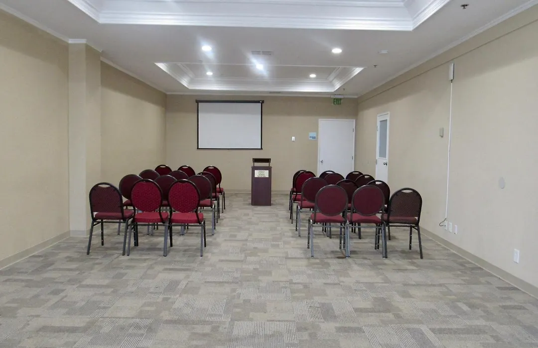 Holiday Inn Express & Suites Pasadena - Los Angeles By Ihg-1