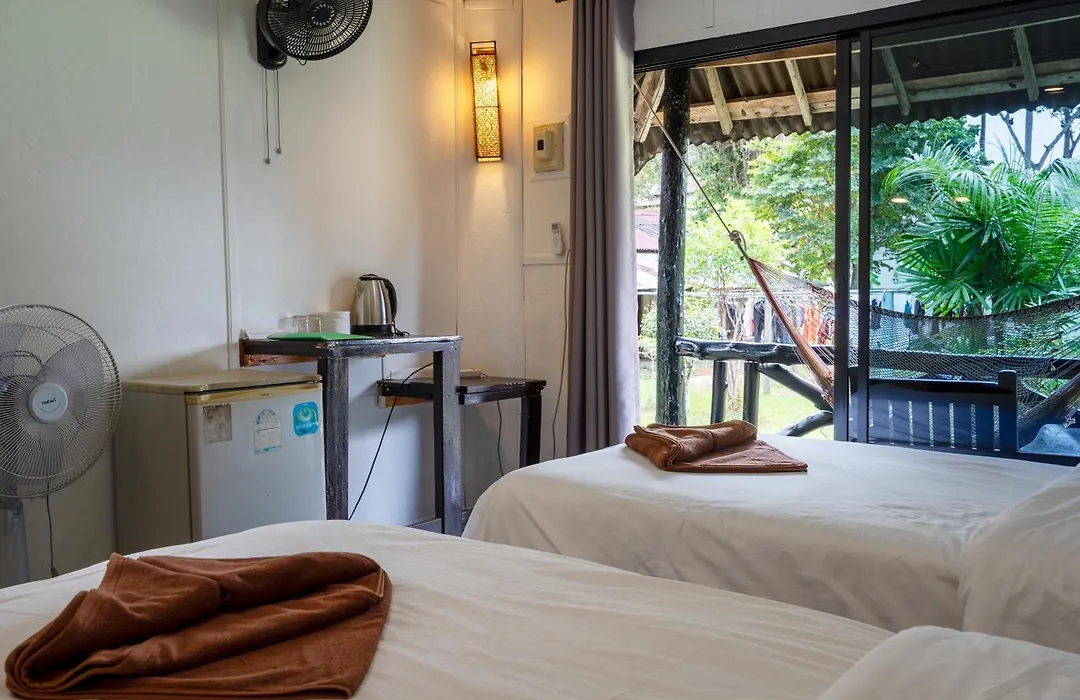 Mook Lanta Eco Resort-1