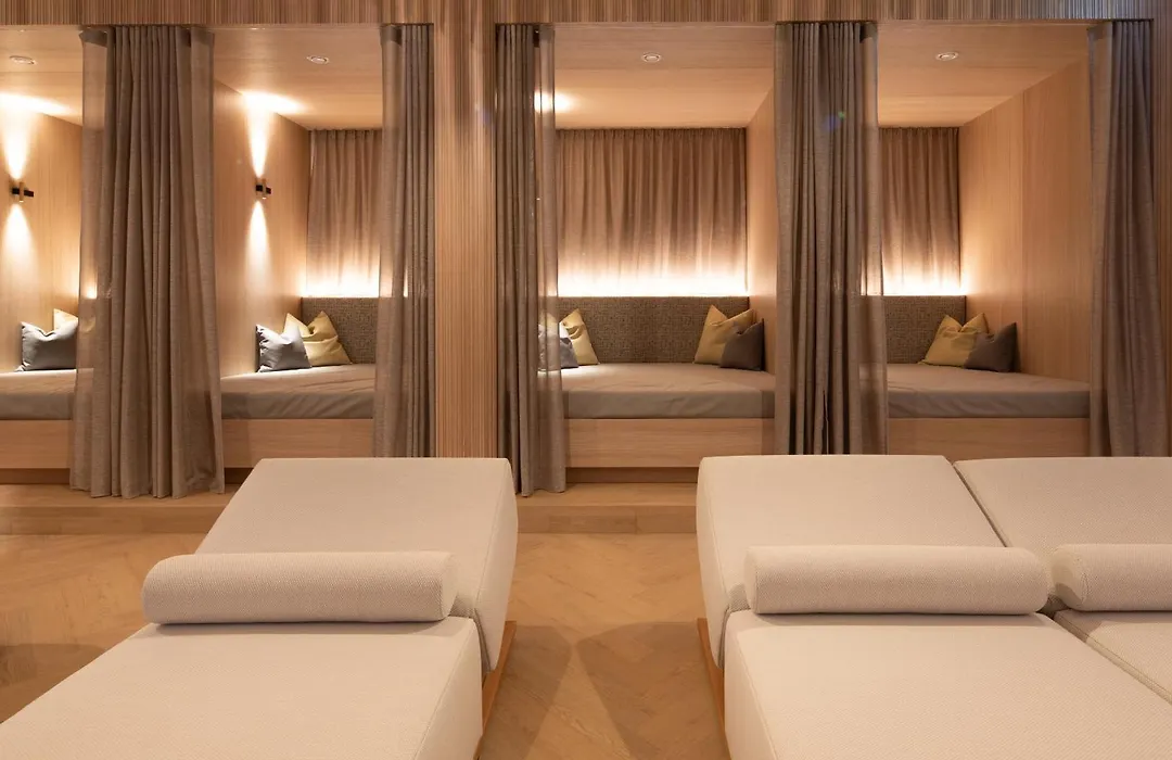 Hotel Pehab - Rooftop-Spa-1