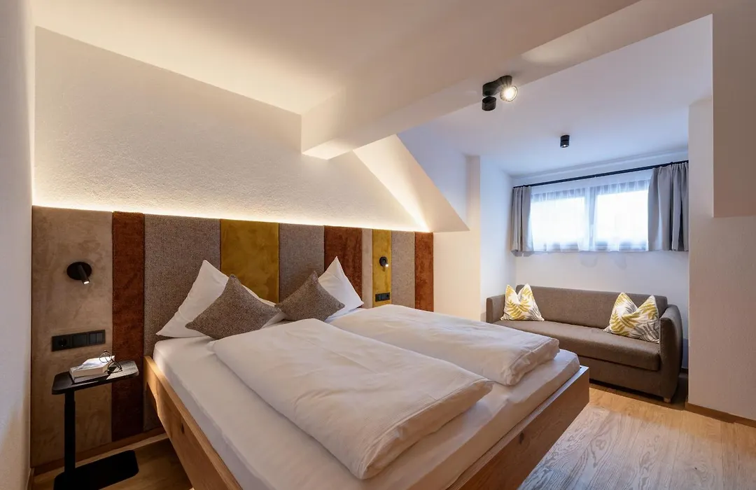 Hotel Garni Mirabell-1