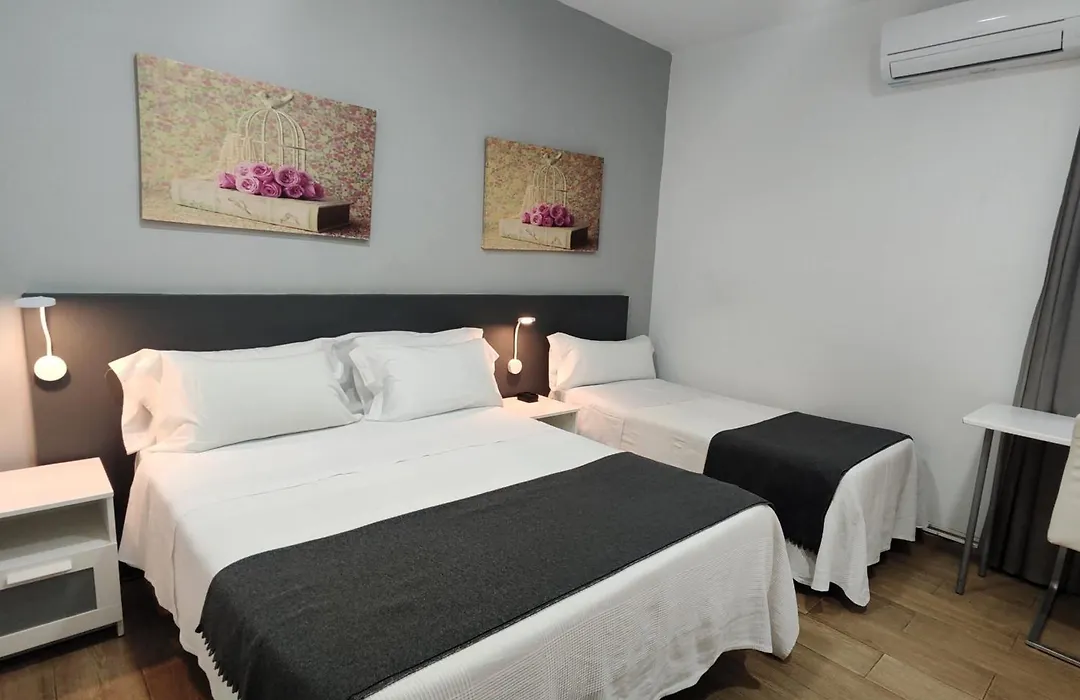 Hostal Cervantes-1