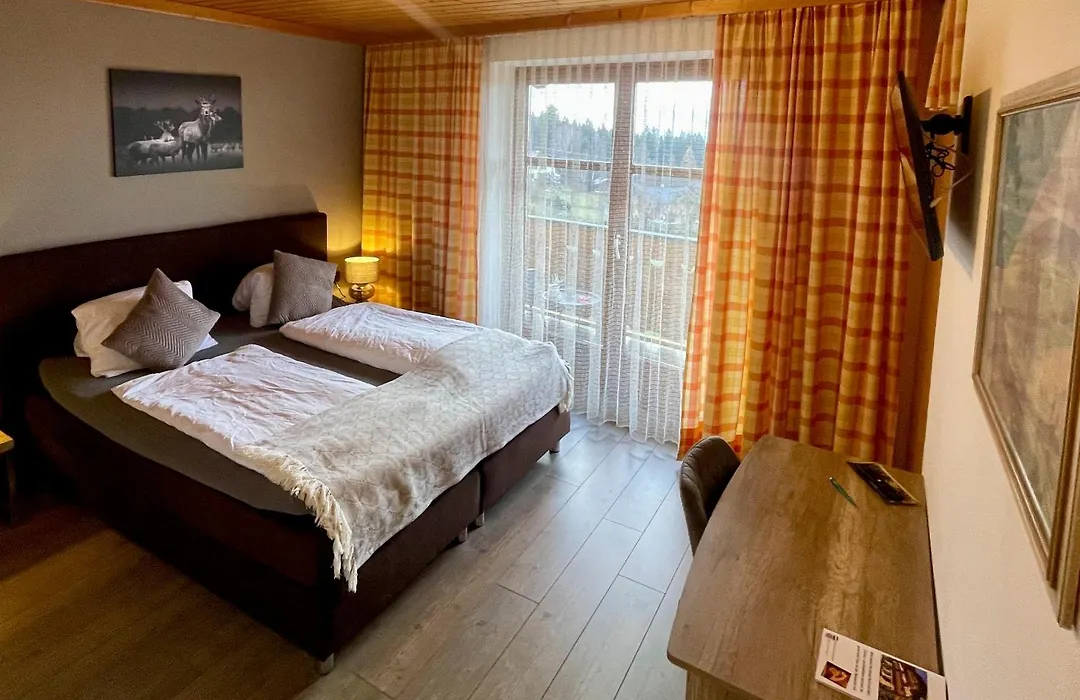 Hotel-Gasthof Lammersdorf-1