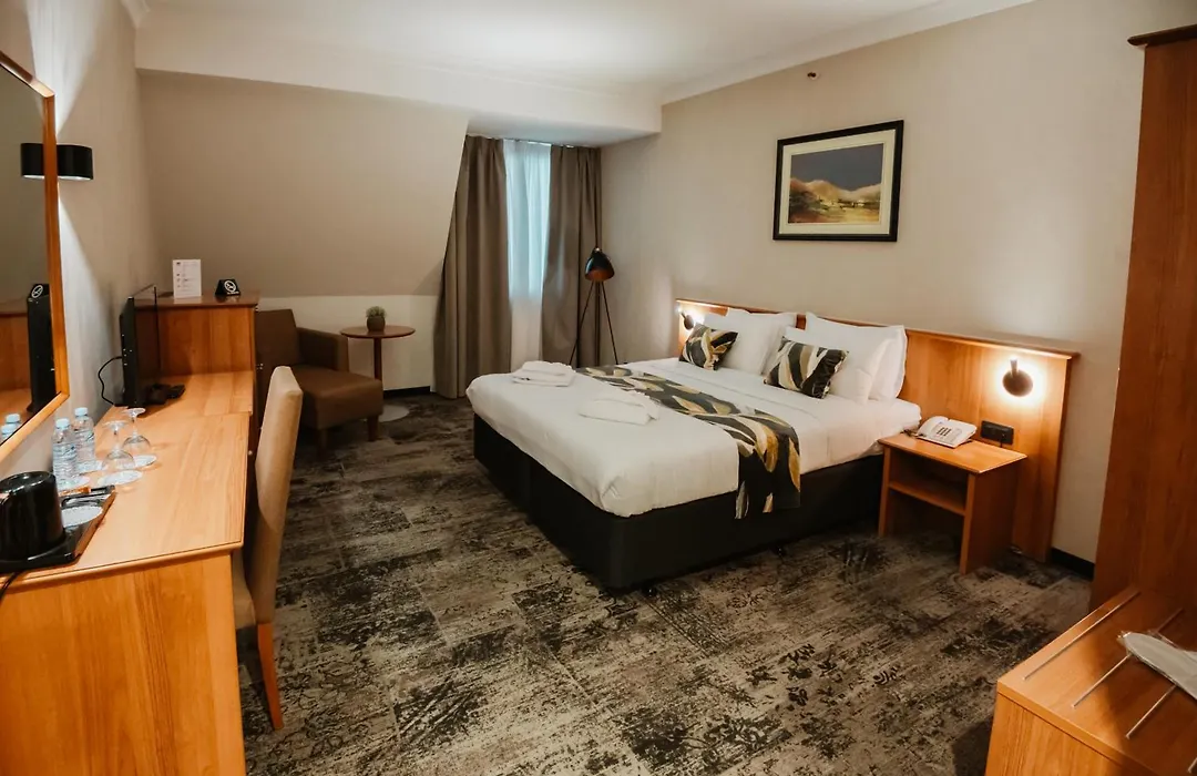 Hotel Karpos-1