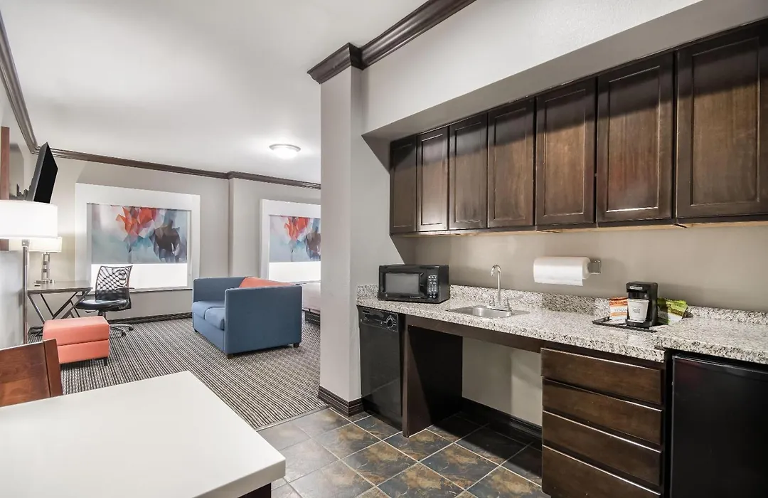 Hawthorn Suites By Wyndham Lubbock-1