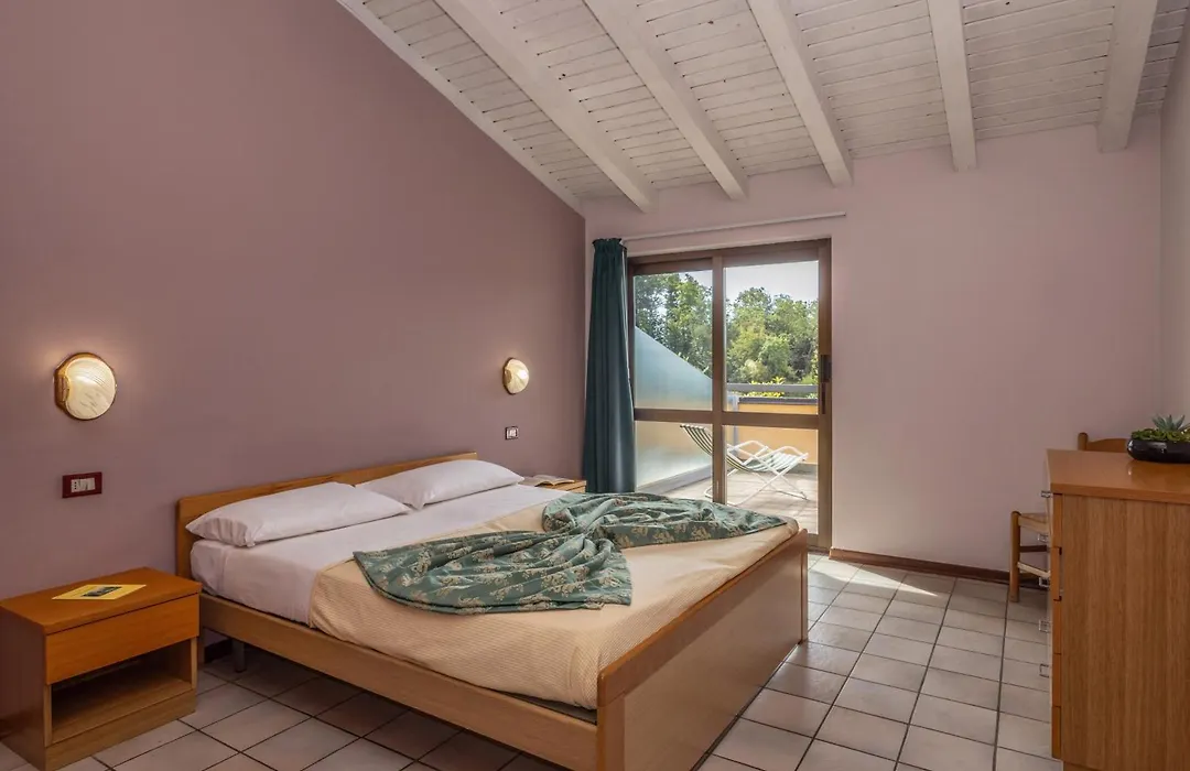 Hotel Residence Campi-1