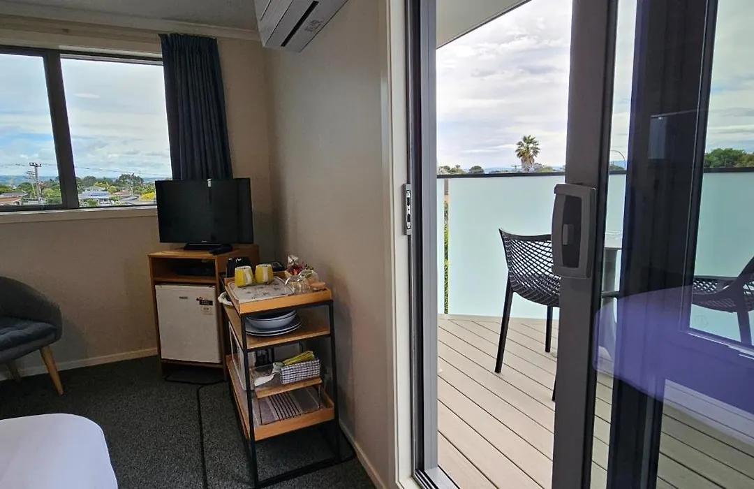 Boatshed Motel Apartments-1