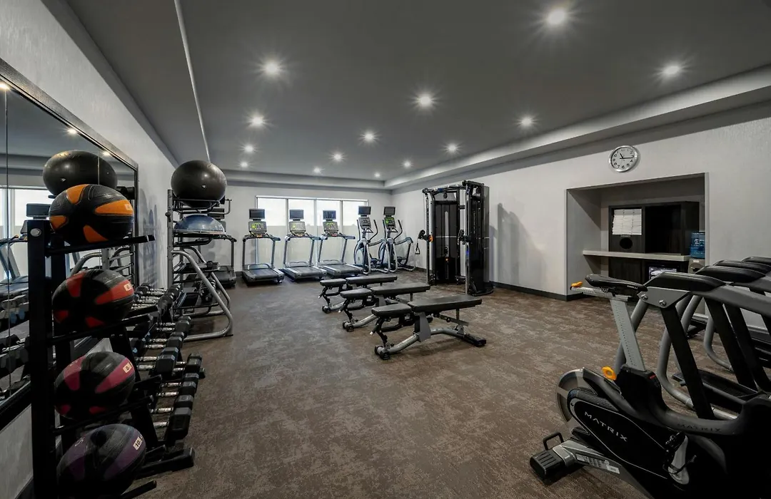 Fairfield Inn & Suites By Marriott Winnipeg-1