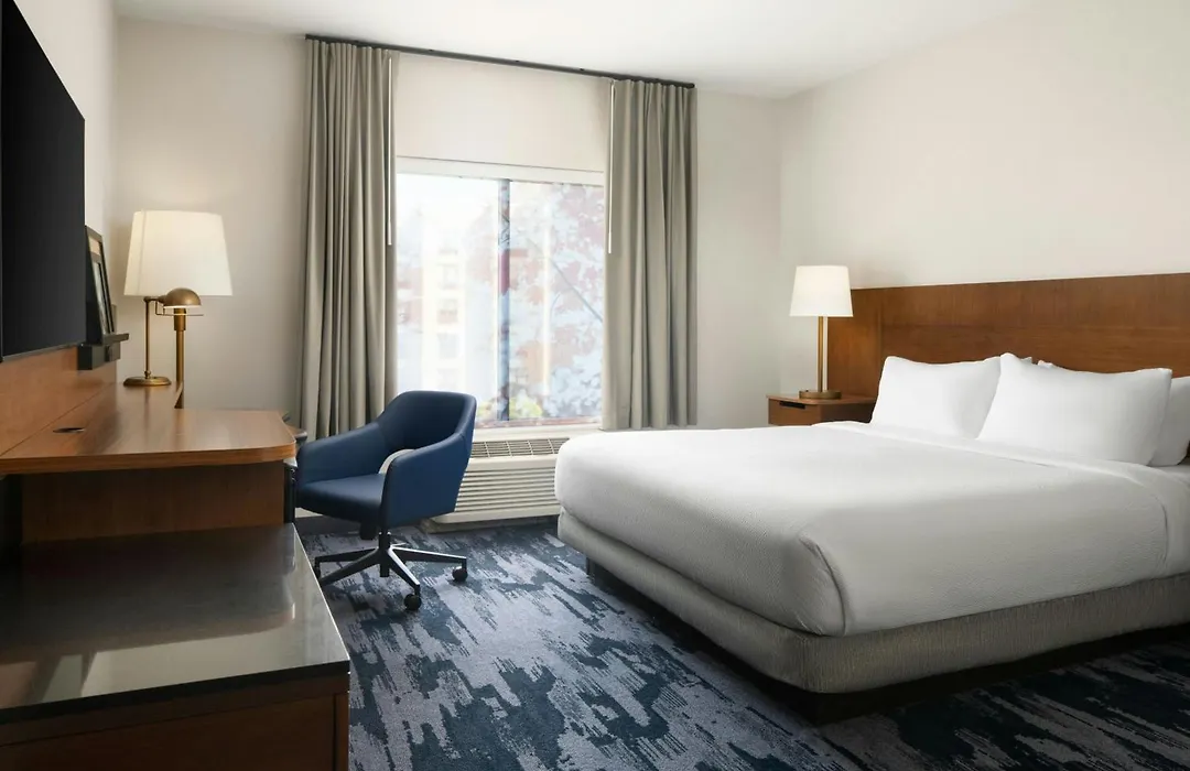 Fairfield Inn & Suites By Marriott Newark Liberty International Airport-1