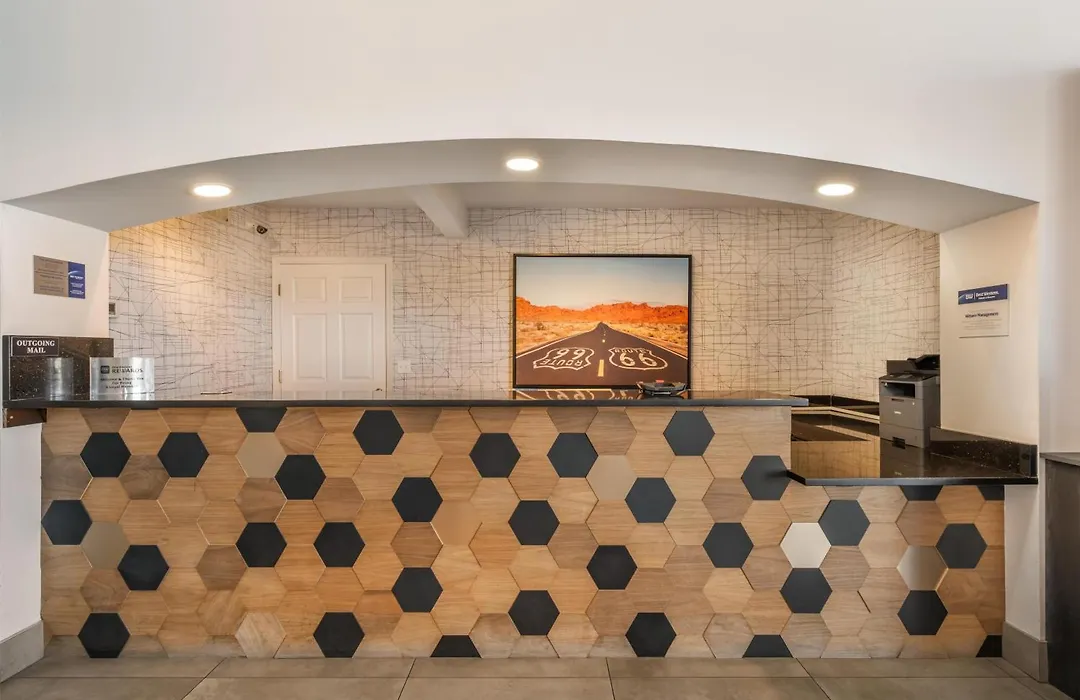 Best Western Plus King's Inn&Suites-1