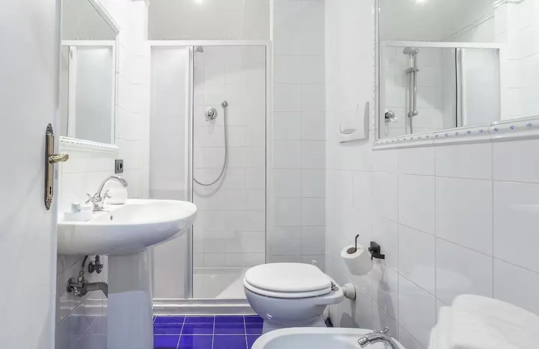 Palazzo Del Duca - Piazza Navona Guest House-1