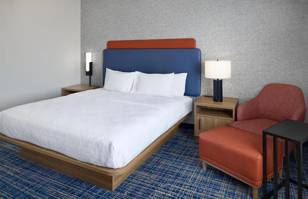 Hampton Inn Vernon-1