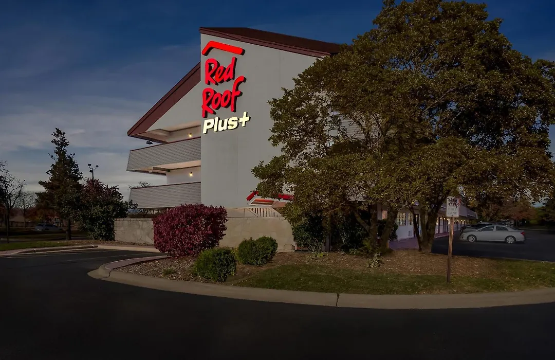 Red Roof Inn Plus Chicago - Hoffman Estates-1