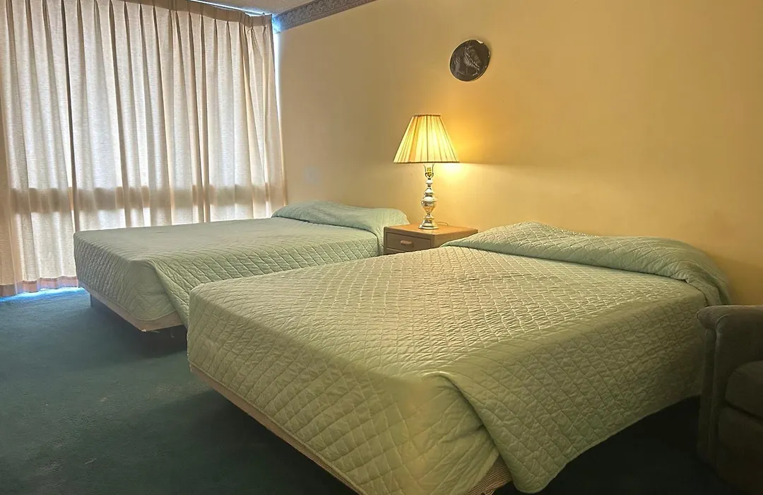 Candlelight Inn By Capital O Scottsbluff-1