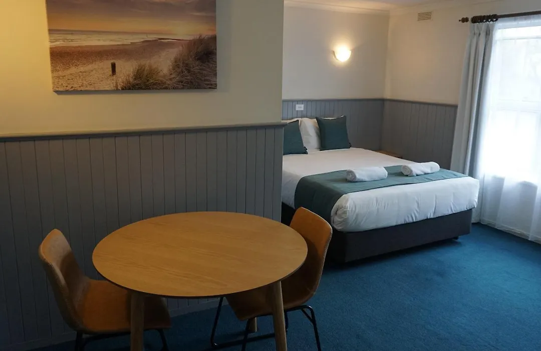 Central Motel Port Fairy-1