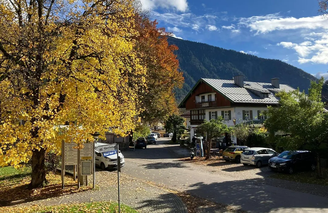 Hotel Königslinde-1