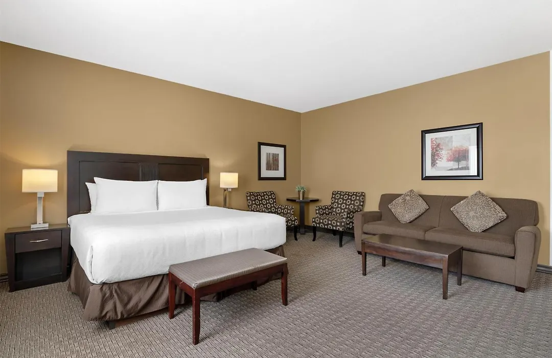 Best Western Plus Baker Street Inn-1
